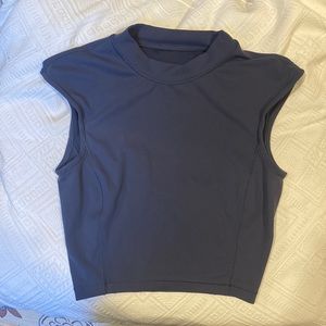 Lululemon Mock Neck Crop Size 4